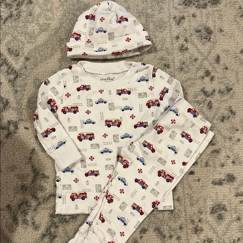 Kissy Kissy Pajamas Set with Hat